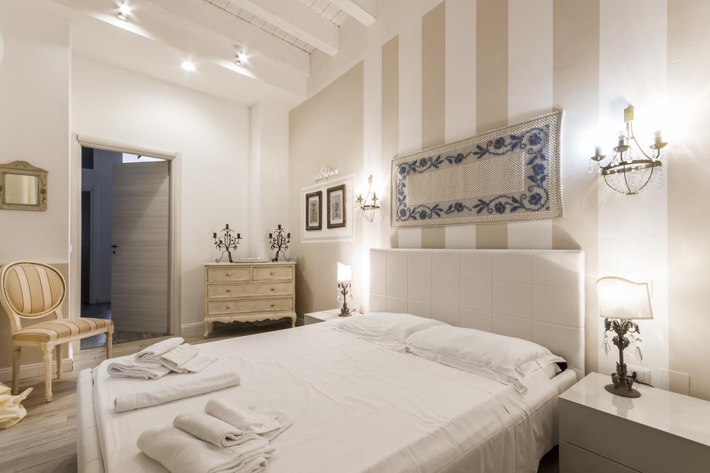Carlos I Cagliari Ngoại thất bức ảnh